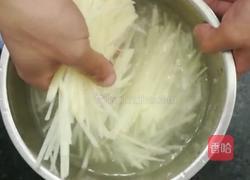 泡椒土豆丝的做法图解2