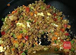 酱油炒饭的做法图解8