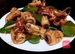 青椒炒鱿鱼的做法图解5