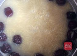 红枣小米粥的做法图解3