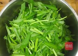 爆炒空心菜的做法图解1