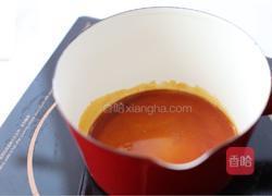 焦糖香蕉慕斯的做法图解4