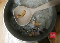 桃胶银耳羹的做法图解3