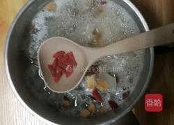 桃胶银耳羹的做法图解4