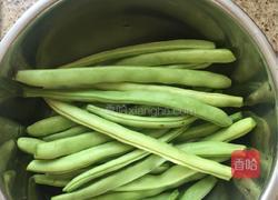 瘦肉豆角焖面的做法图解1
