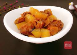 土豆炖鸡块的做法图解1