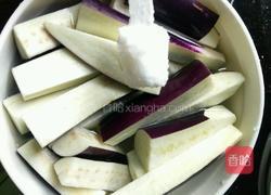 肉末茄子煲的做法图解2