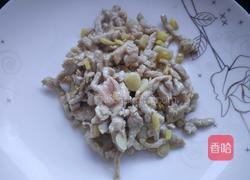 胡萝卜炒木耳的做法图解7