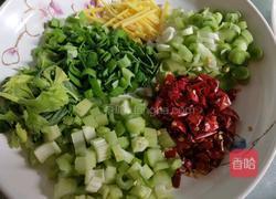 腊肉炒萝卜干的做法图解2