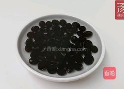 黑豆黑木耳炖乌鸡汤 补充天然雌激素的做法图解2