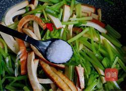 熏干炒香芹的做法圖解7