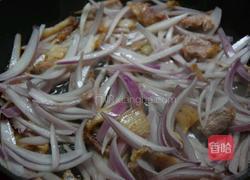 洋葱炒肉的做法图解5