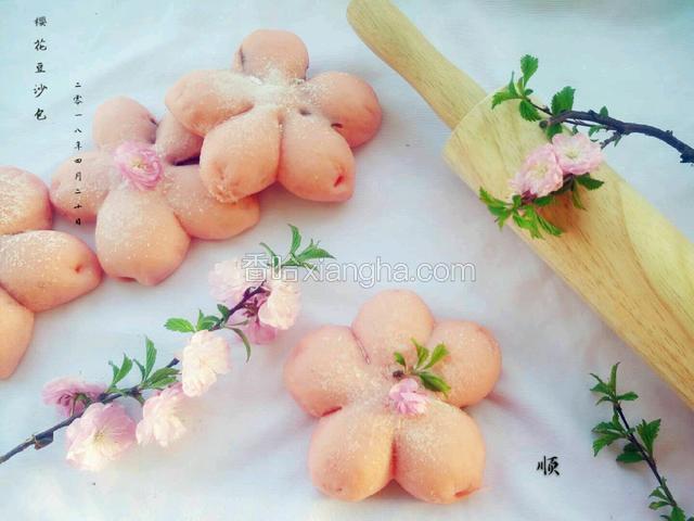 樱花豆沙包