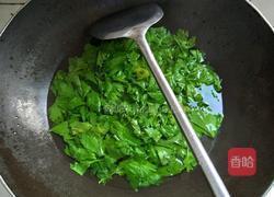 凉拌芹菜叶的做法图解3