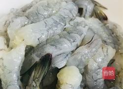 乾坤爆花虾的做法图解1