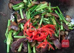 蒜苔炒腊肉的做法图解10