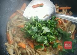 胡萝卜竹笋炒肉的做法图解4