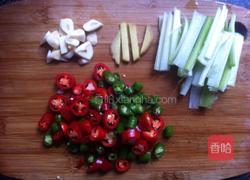 双椒鸭胗的做法图解1