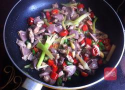 双椒鸭胗的做法图解6