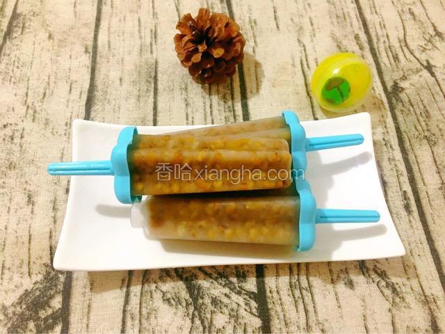 冰爽可口的绿豆冰棒就做好啦