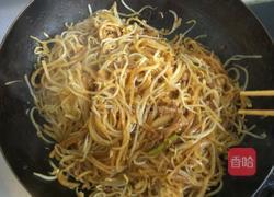 豆芽肉丝焖饼的做法图解5