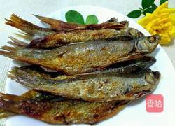 自制香脆咸鱼干的做法图解3