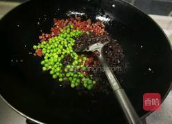 香肠豌豆海苔饭卷的做法图解4
