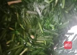 韭菜炒鸡蛋的做法图解5