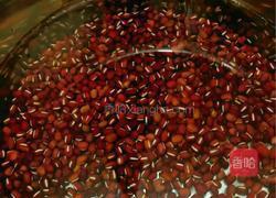 冰红豆汤的做法图解1