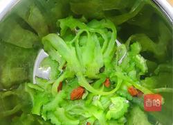 蜜酱苦瓜的做法图解2
