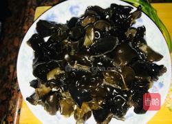 凉拌木耳的做法图解1