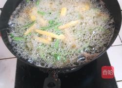 干煸排骨豆角土豆条的做法图解5