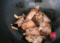 排骨炖豆角土豆的做法图解5