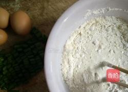 香葱鸡蛋饼的做法图解2
