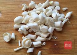 鱼子酱什锦包饭的做法图解2