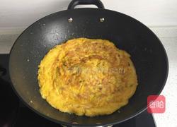 银鱼鸡蛋饼的做法图解5