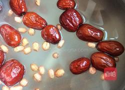 红枣山药粥的做法图解3