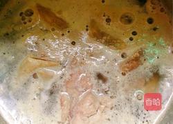 绿笋小肠排骨汤的做法图解4