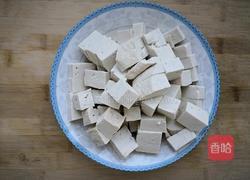 嘎鱼炖豆腐的做法图解2