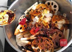 辣煮藕片的做法图解2