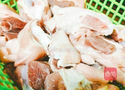 酸梅酱焖猪脚的做法图解2