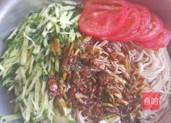 炸酱凉面的做法图解3