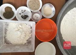 会掉渣的千层饼的做法图解1