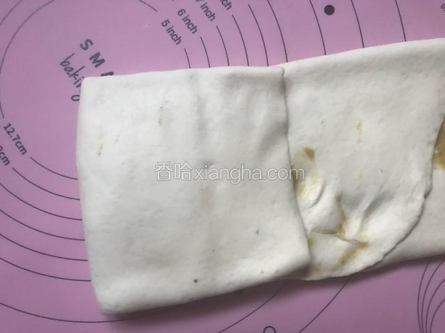 再横着的三分之一处折进来
