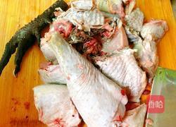 山茶油炖黑鸡汤的做法图解1