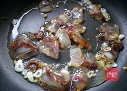 野芹菜炒腊肉的做法图解7