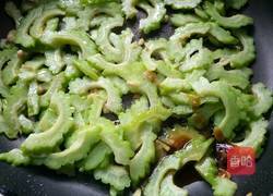 素炒苦瓜的做法图解6