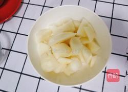 冰糖雪梨（简易版）的做法图解3