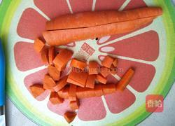 胡萝卜汁的做法图解2