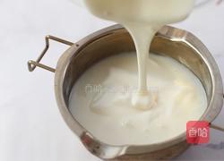 酸奶菠萝慕斯杯的做法图解7